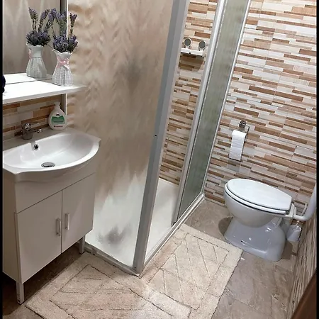 Miela Проживание в семье Местре